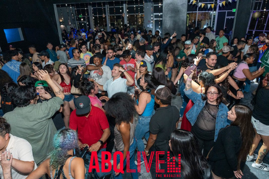401 Nigthclub Masquerade